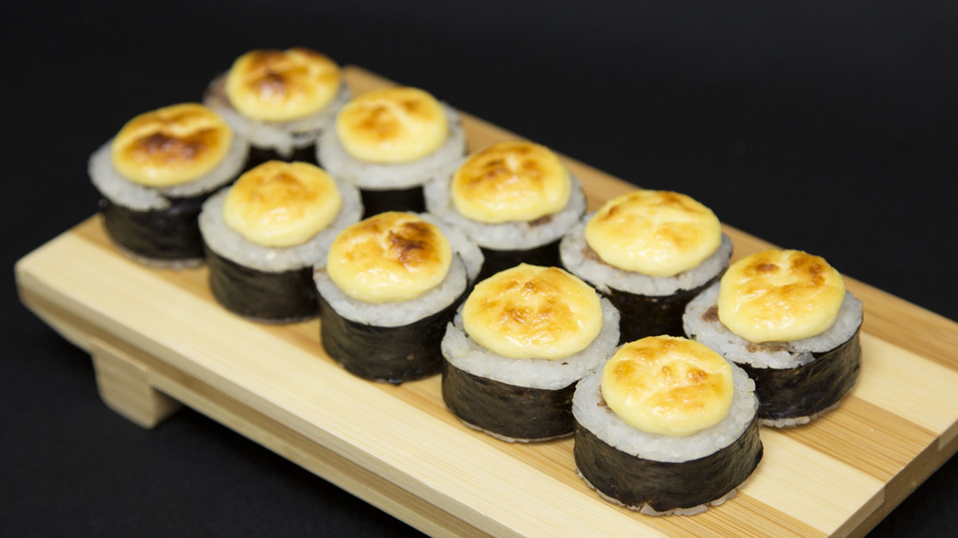 Запеченный ролл Коннектикут